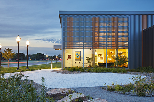 University of Minnesota Bee and Pollinator Research Lab University of Minnesota Bee and Pollinator Research Lab