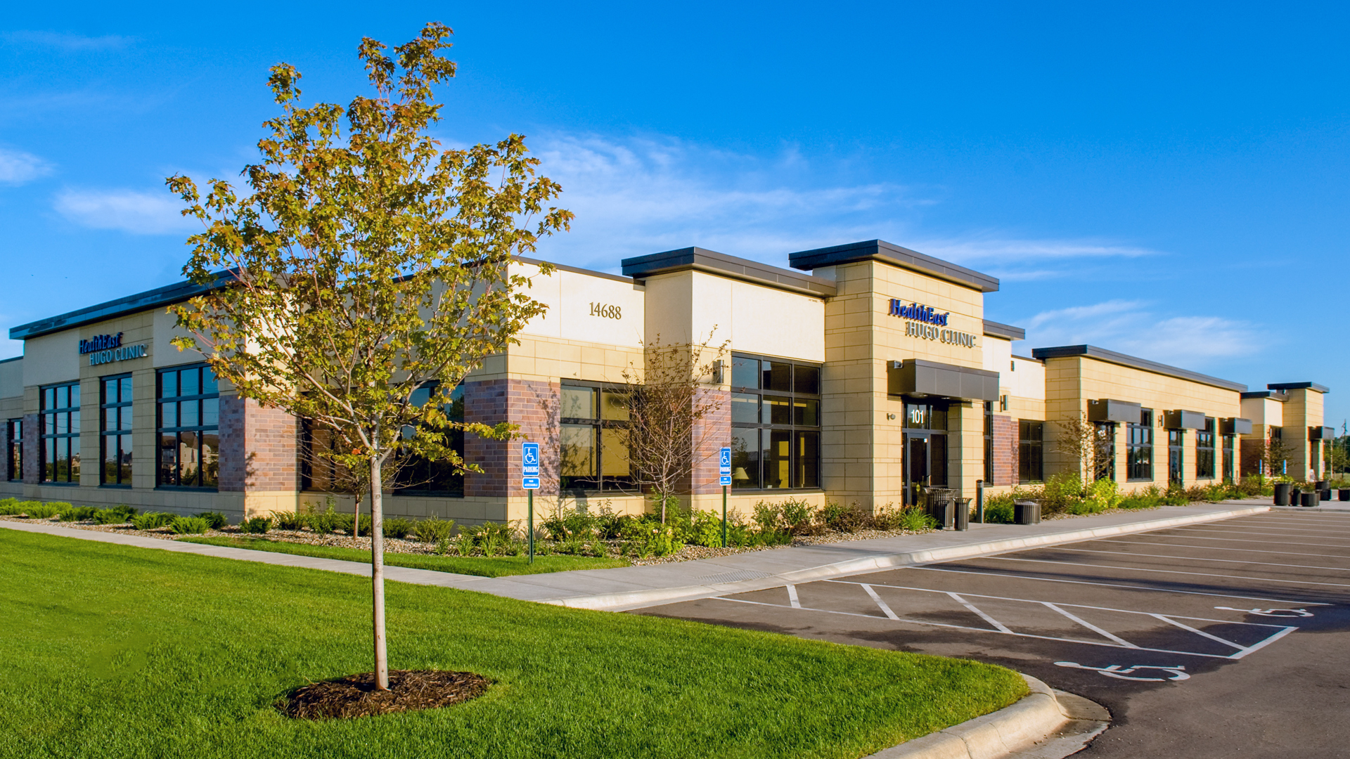 Victor Gardens Medical Office Building Healthcare Hugo MN Healtheast Hugo Clinic