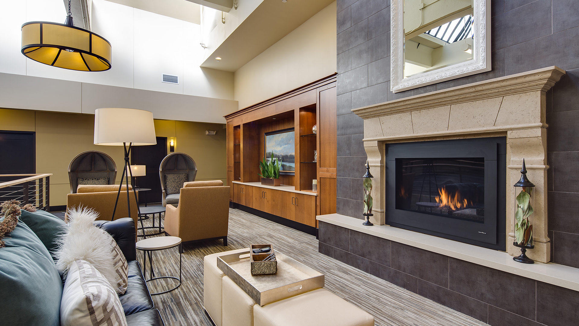 430 Oak Grove Apartments_Interior Lobby with fireplace