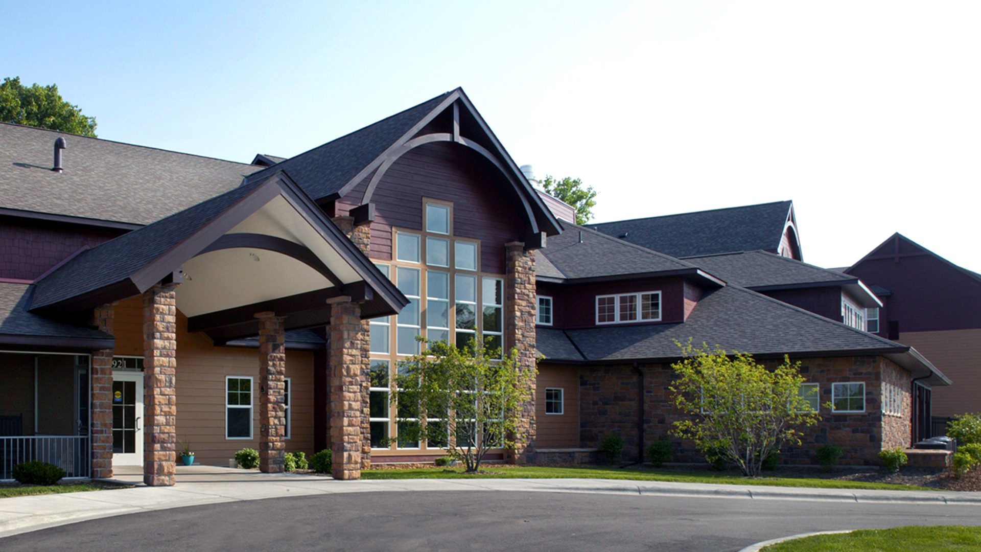 Valley Ridge Senior Residential Housing Burnsville MN Close Up on Exterior Front Entrance