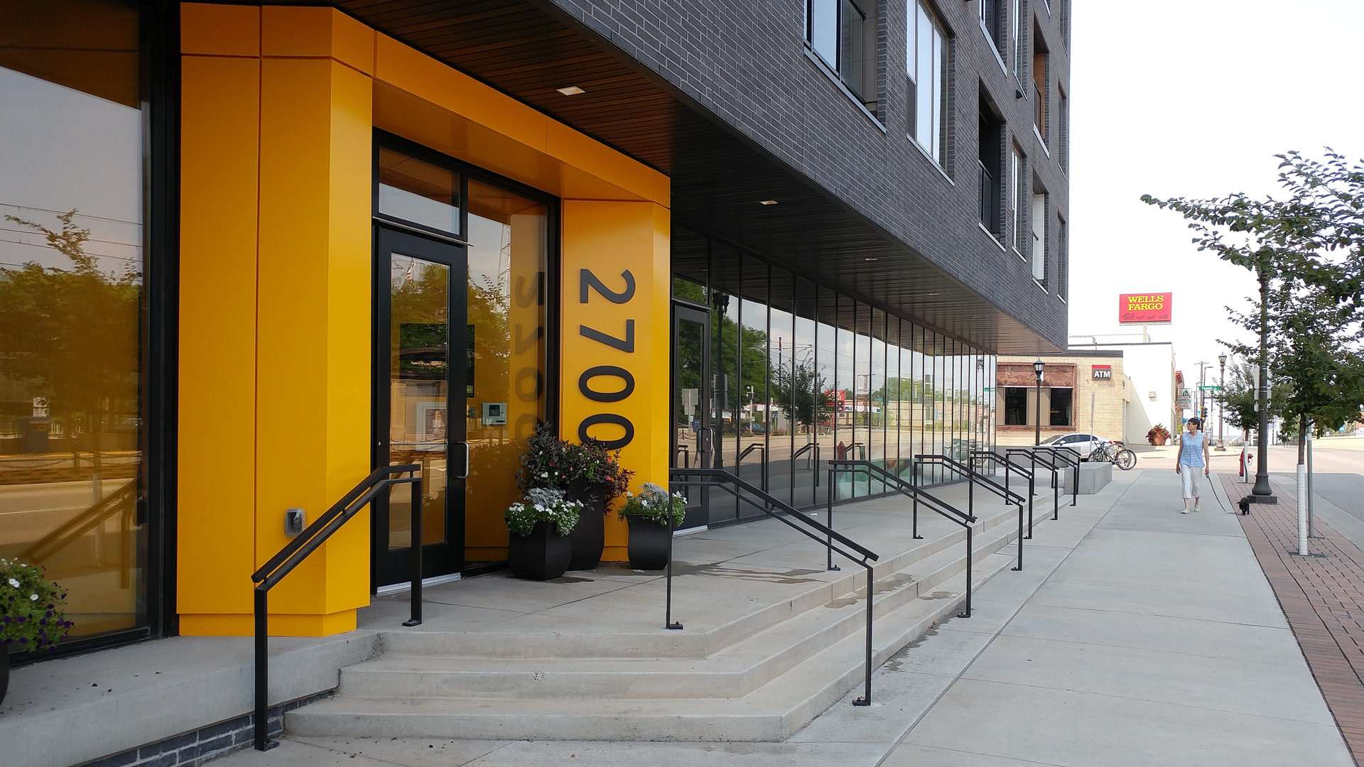 2700 University Apartment Exterior Entrance