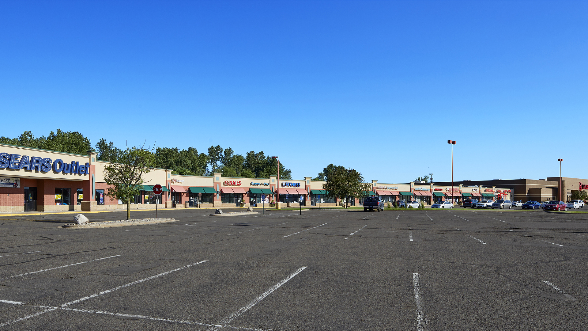 Springbrook Mall Retail Coon Rapids MN View of strip mall