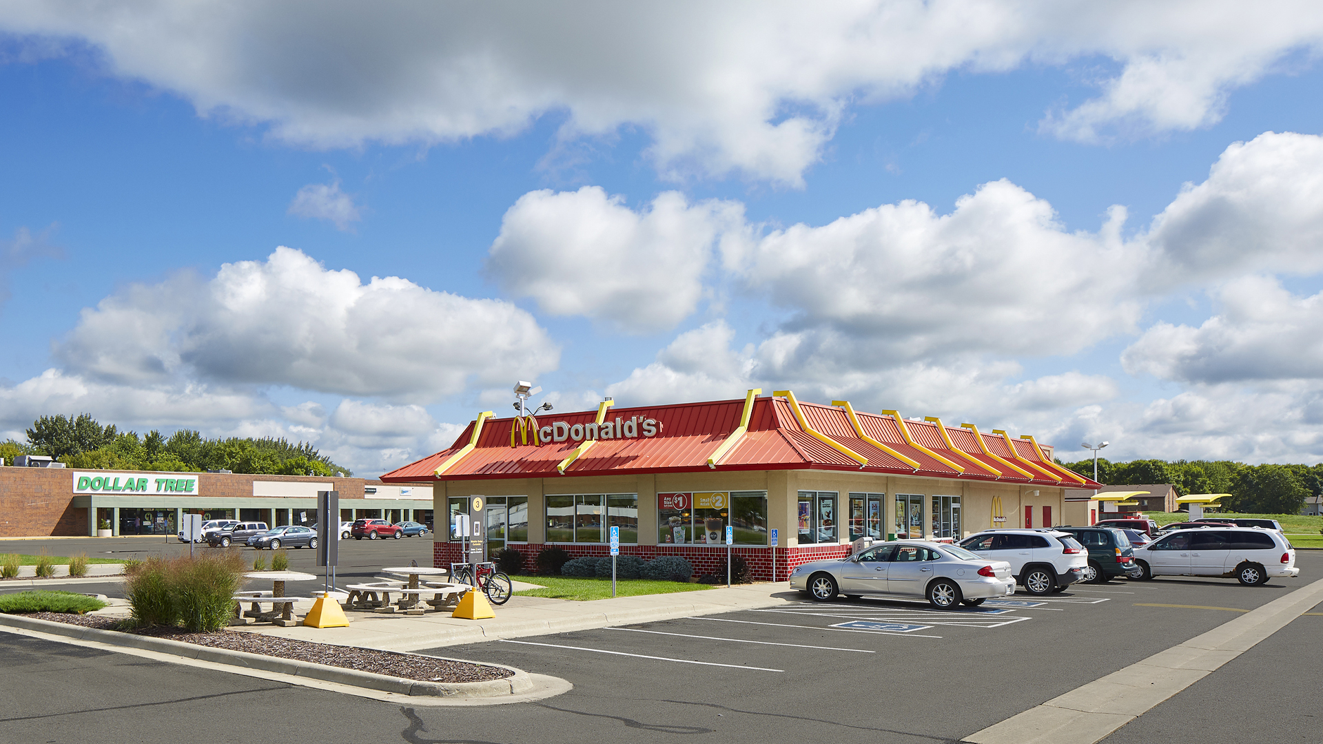 Northridge Plaza Retail Shopping Center Waseca MN exterior featuring McDonalds