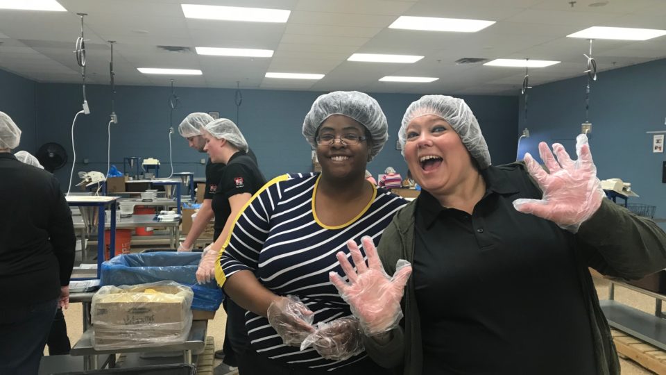 volunteer at Feed My Starving Children