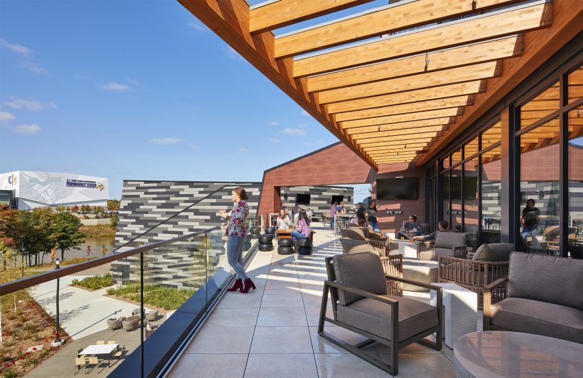Omni Hotel bar terrace