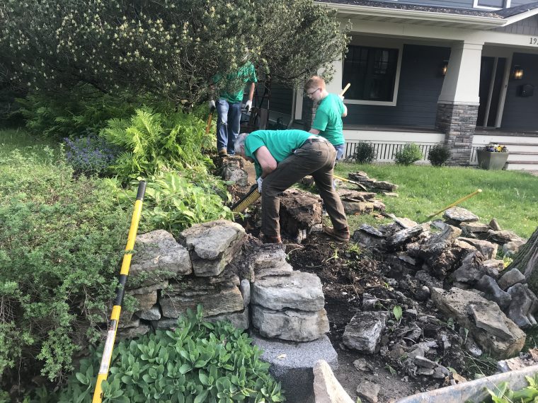 Hearts and Hammers 2019 Fixing Retaining Wall
