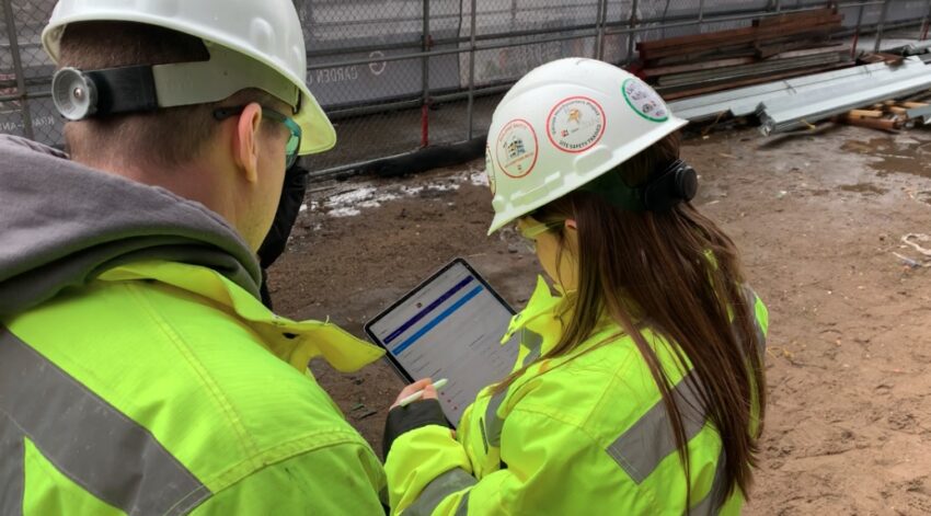 Diggsly on a jobsite