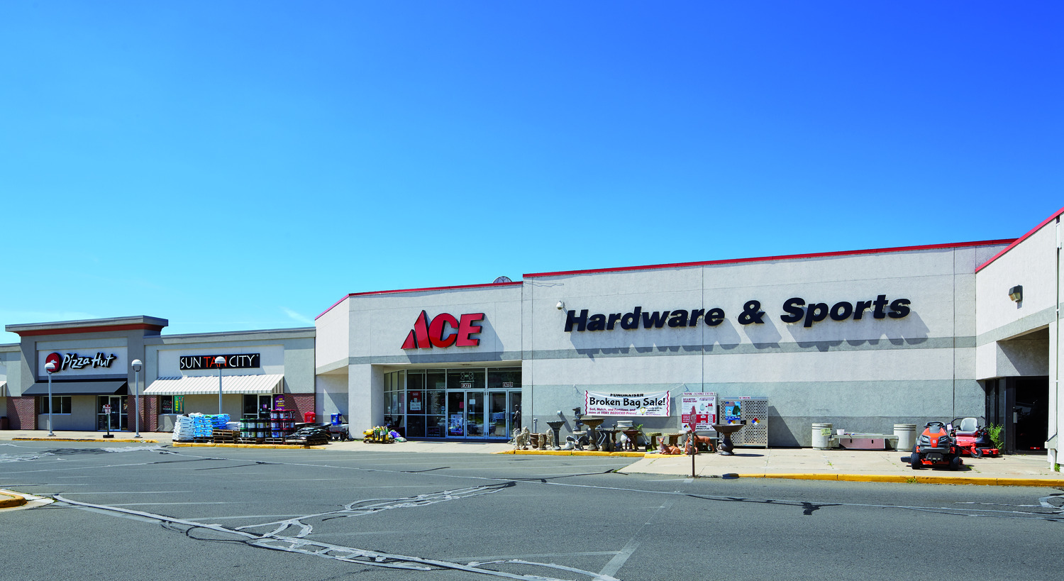 Credit Line: “Anthony Gilbert © Gaffer Photography”