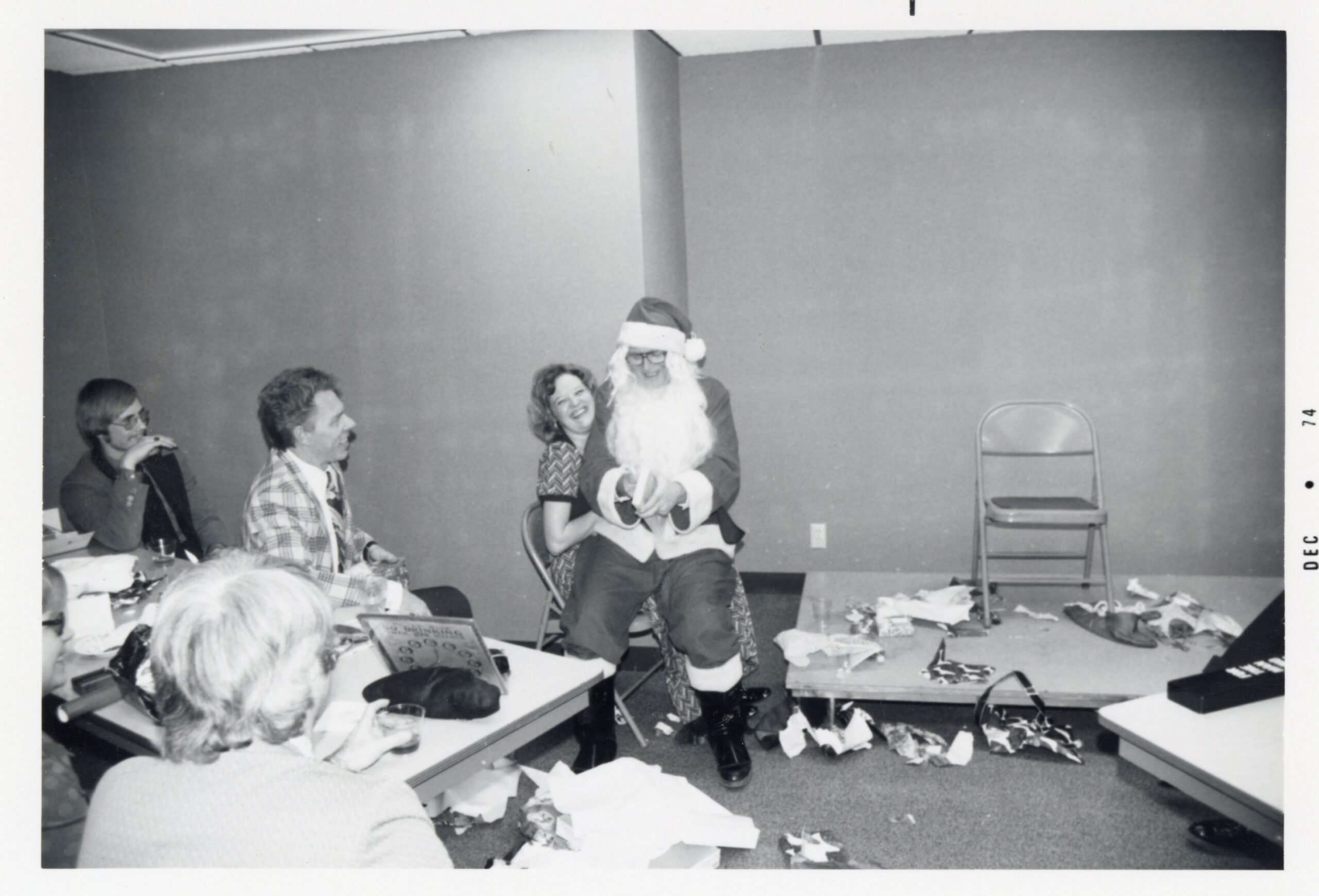 holiday_parties_74_santa