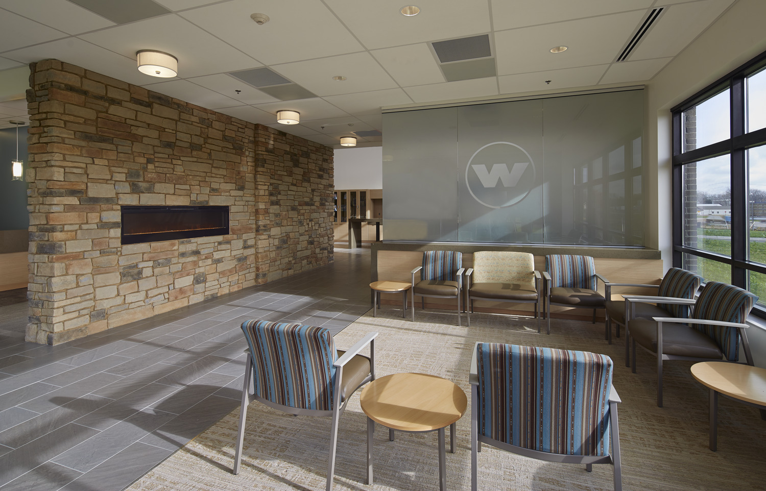 New 10,400 SF surgical suite, 10,850 SF outreach clinic with new hospital main entrance, 4,100 SF remodeling for patient flow and staff efficiency, 2,100 SF connecting link to existing emergency department