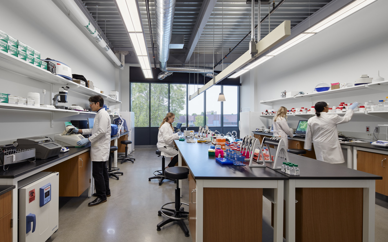 19,600 SF Addition with 18 Laboratories