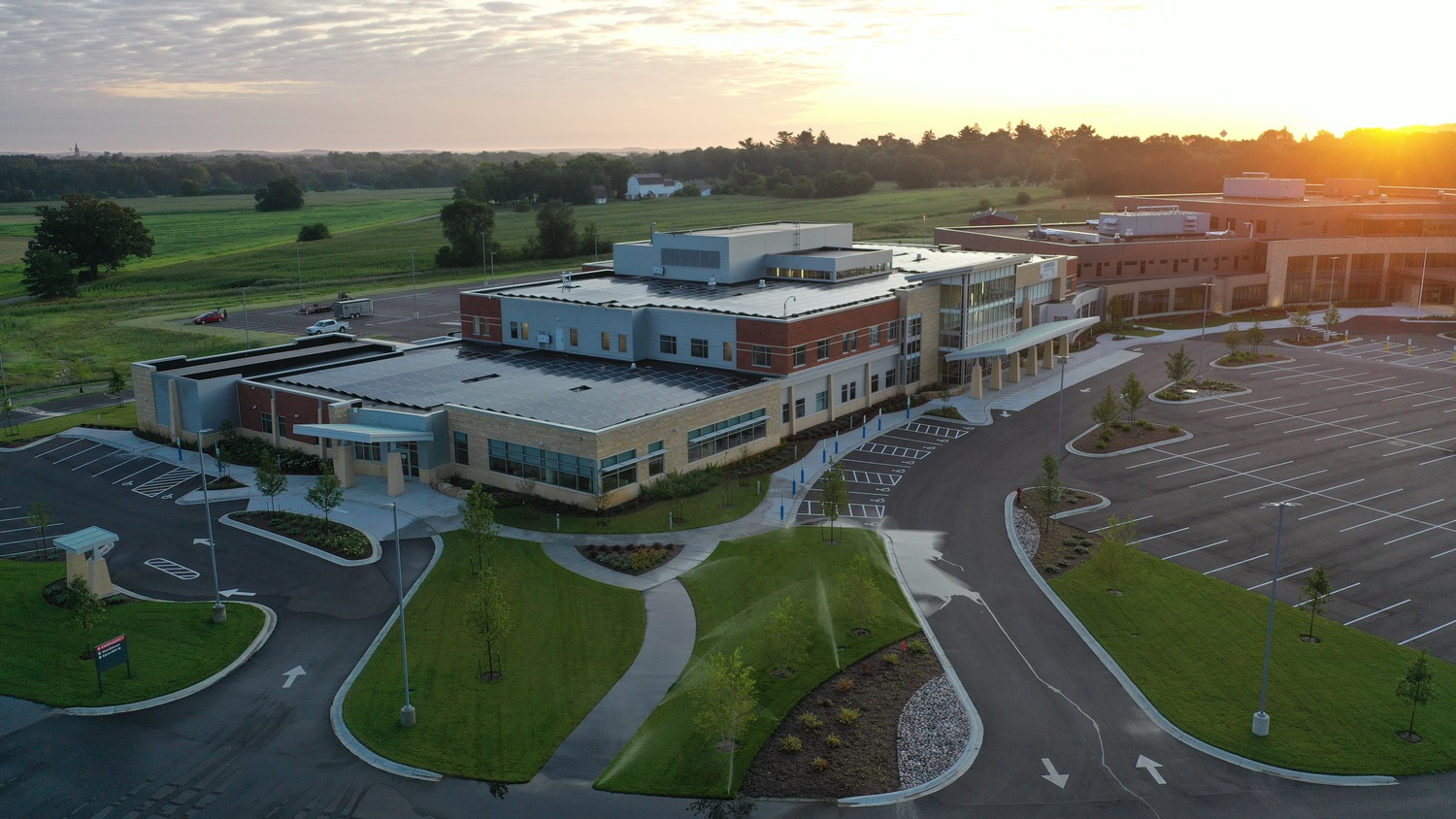 default 77,000 SF, 2-story new medical office building that will combine Behavioral Health, Vision, Family Medicine, Renal Dialysis, and a Cancer Center