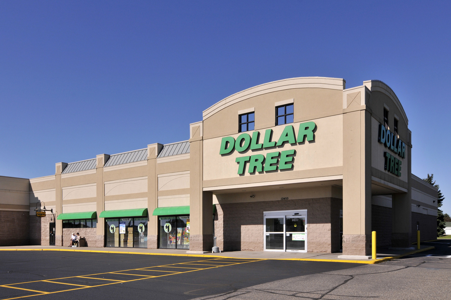 Shopping center in Champlin Park, Minnesota.